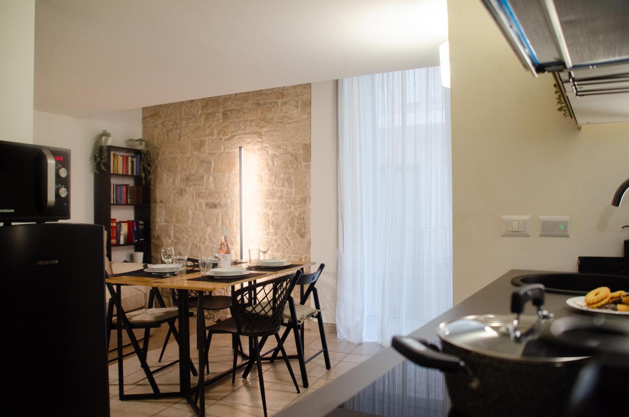 Maison De L'Air - Apt With Jacuzzi โจวีนัซโซ ภายนอก รูปภาพ