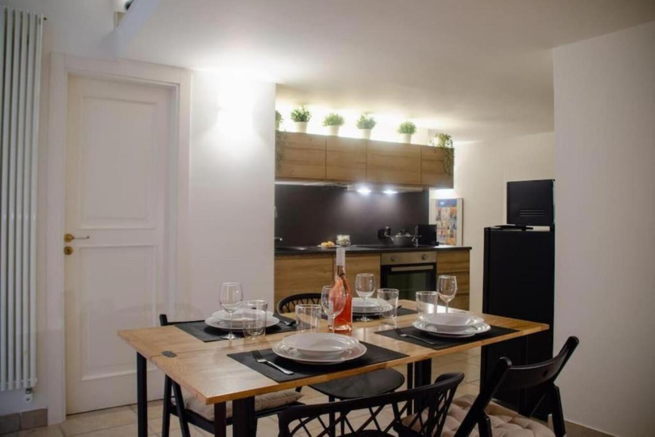 Maison De L'Air - Apt With Jacuzzi โจวีนัซโซ ภายนอก รูปภาพ