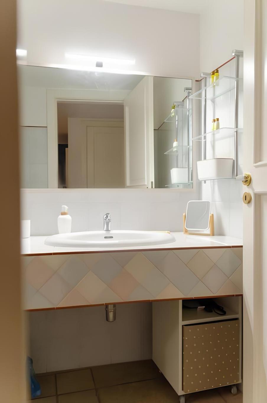 Maison De L'Air - Apt With Jacuzzi โจวีนัซโซ ภายนอก รูปภาพ